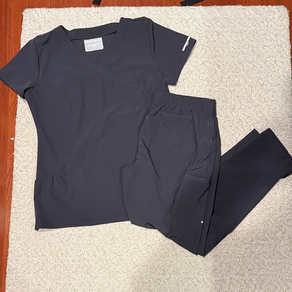 Skechers Women's Gray Scrubs